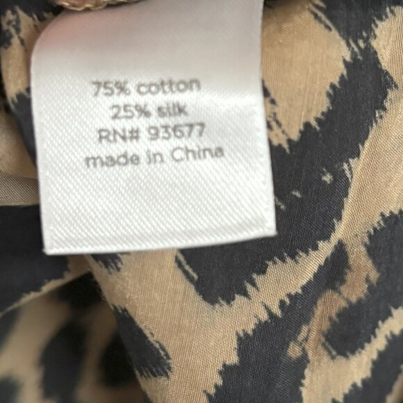 JC'Penny's Leopard Print Button Down-Size M - Picture 2 of 3